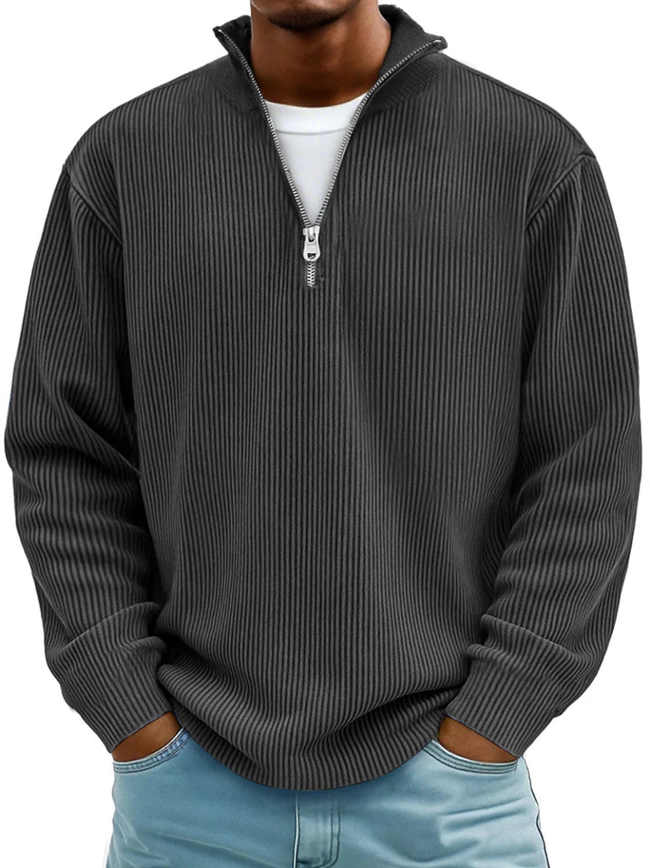 Trendiger, stilvoller Pullover