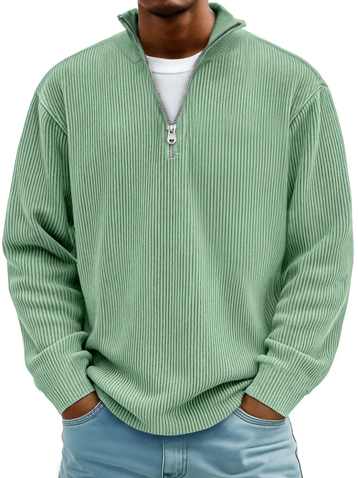 Trendiger, stilvoller Pullover