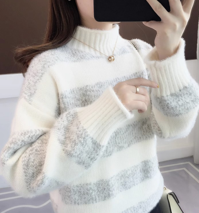 Nerissa | Weiß gestreifter Rollkragenpullover